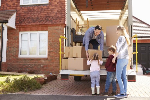 Local removal company planning a move in Honor Oak